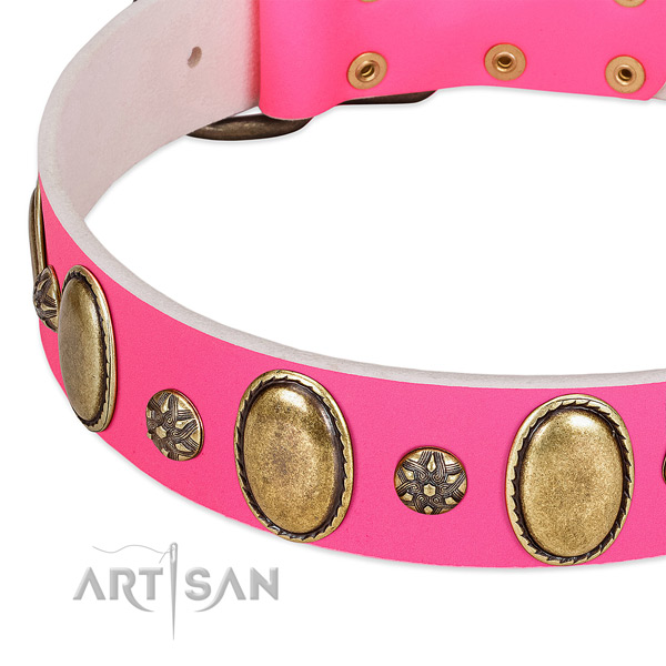 Pink leather FDT Artisan collar with oval and round decorations